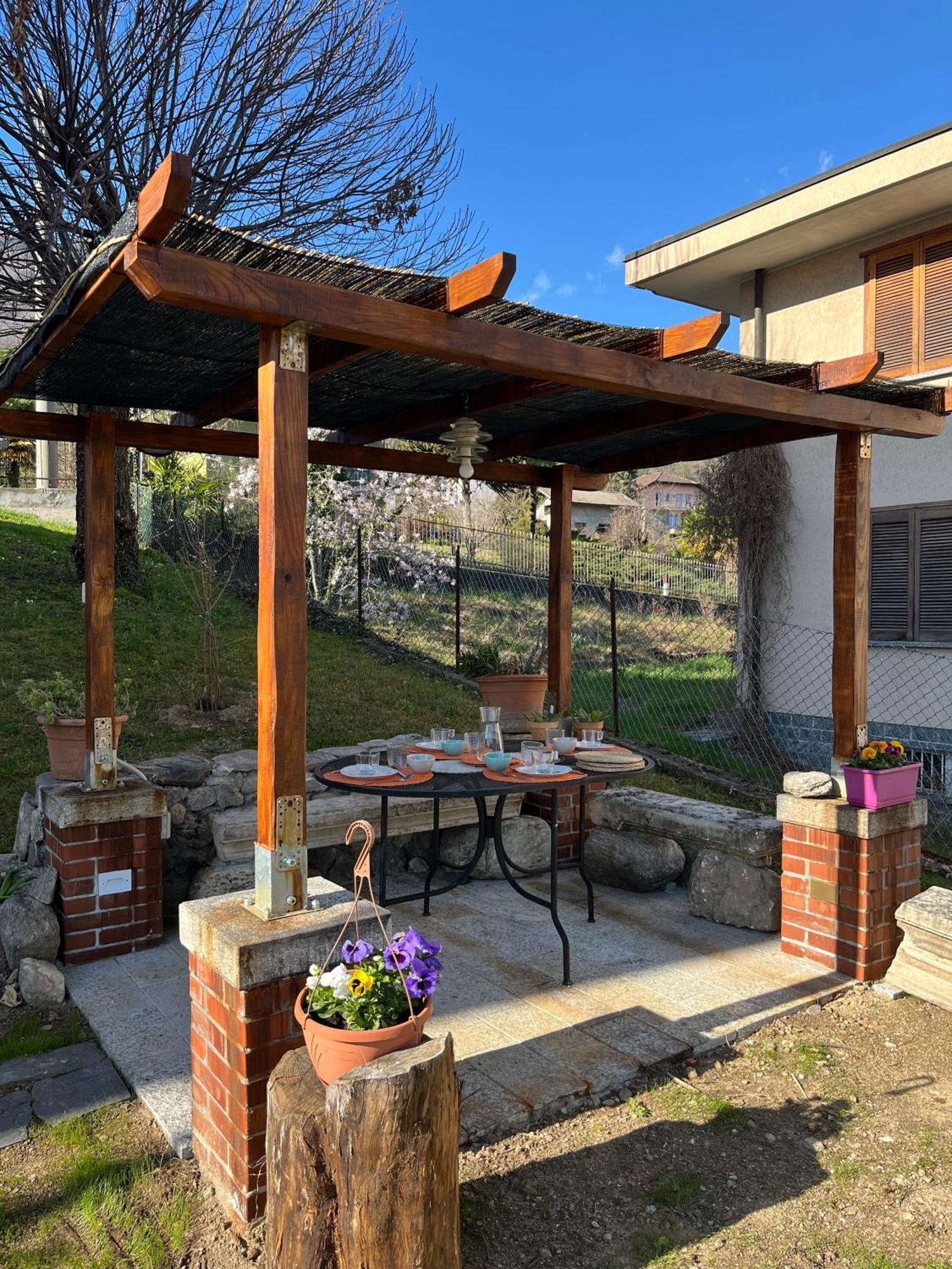 Appartamento Turistico - Via Montenudo Casalzuigno Exterior foto