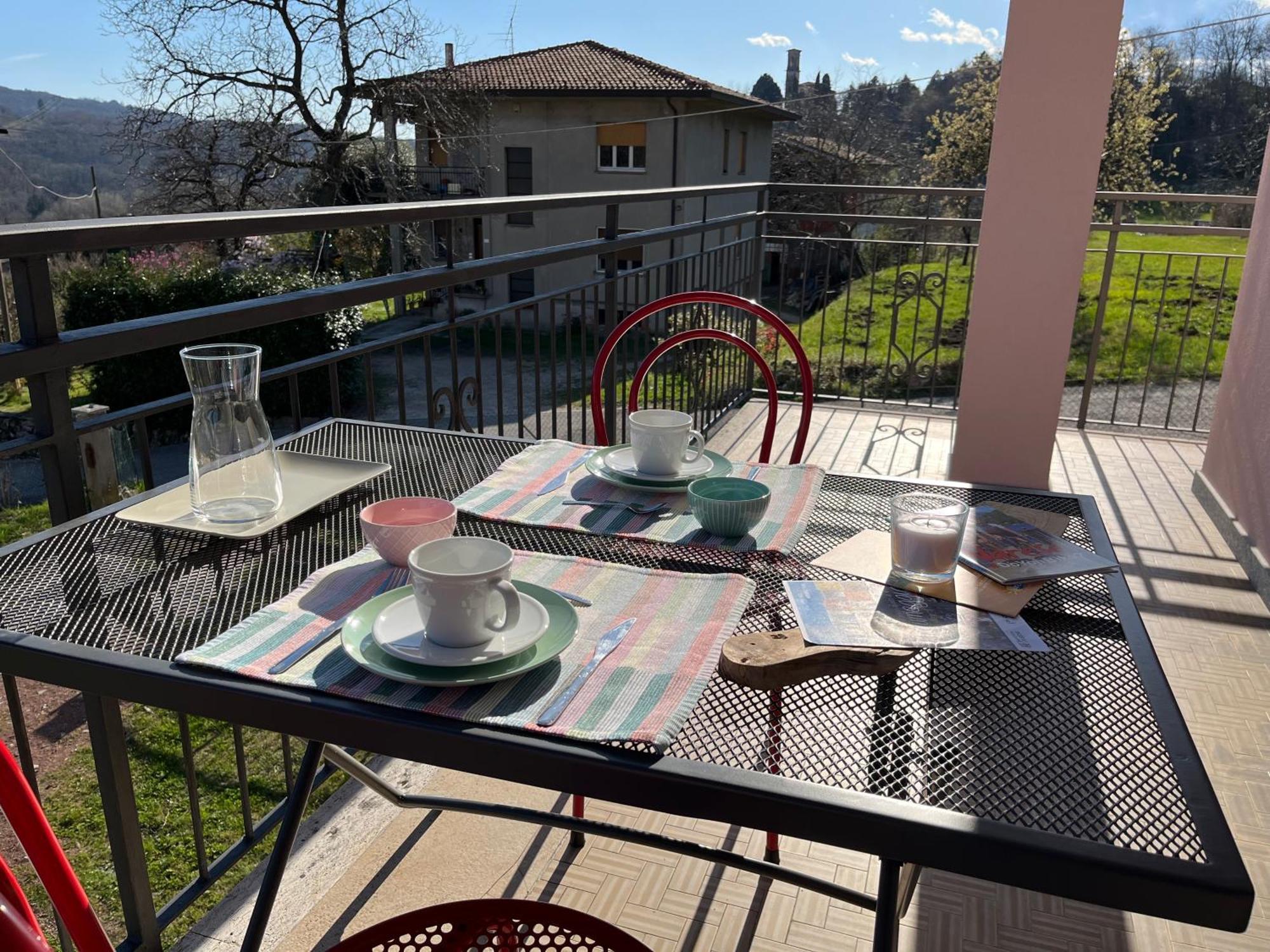 Appartamento Turistico - Via Montenudo Casalzuigno Exterior foto